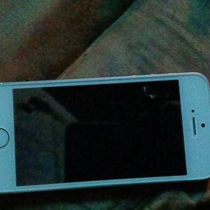 Straight Talk iphone se